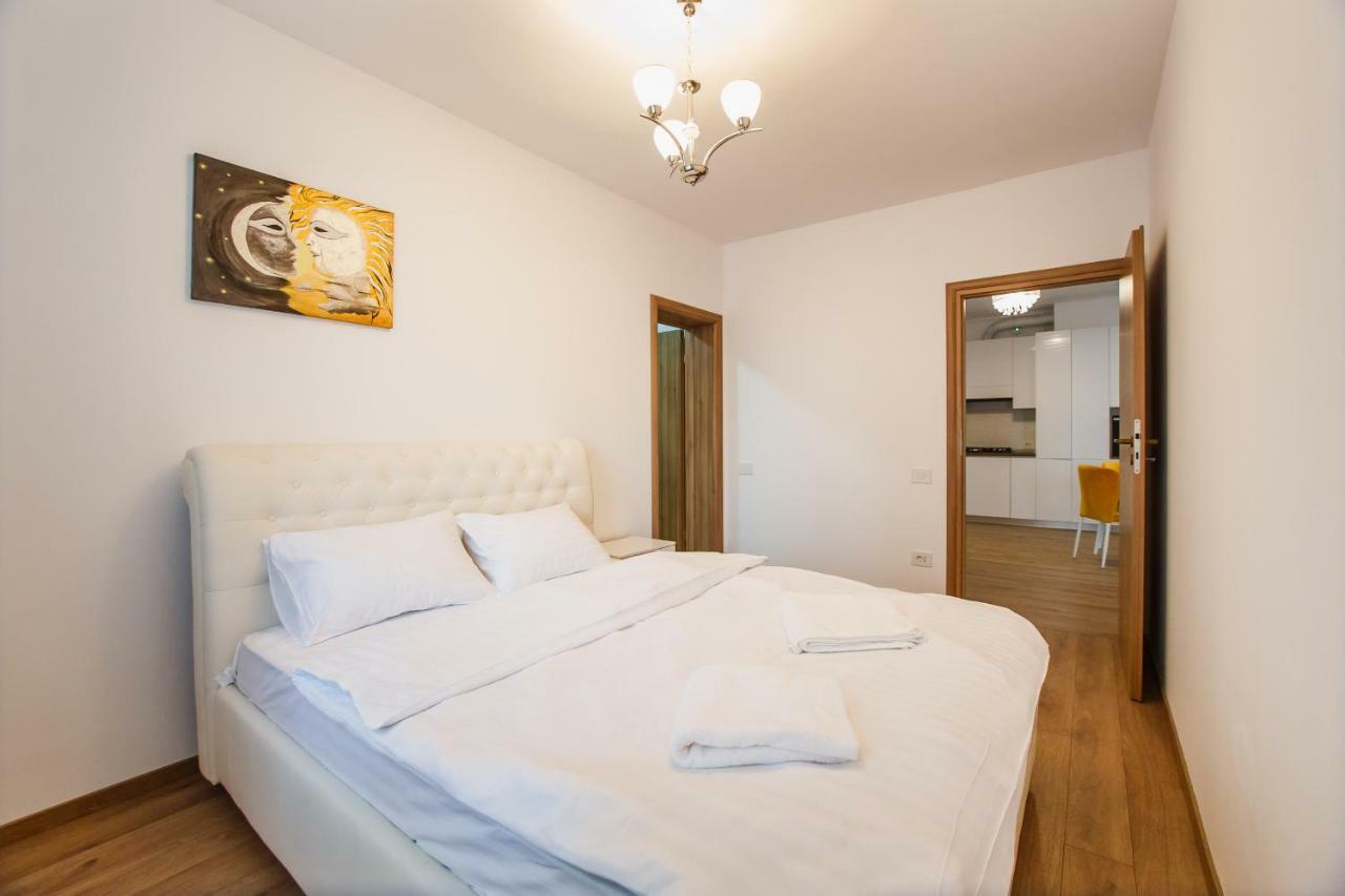 Spacious & Bright 2 Bedroom Central Apartment ออราแด ภายนอก รูปภาพ
